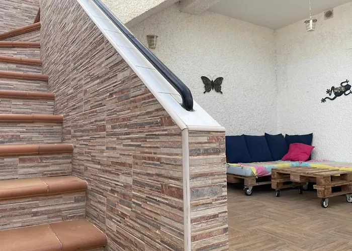 Casa Con Jardin Y Terraza 3 Dormitorios